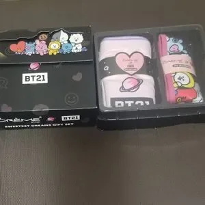 Bts | Bedding | New 2pc Bt2 The Creme Shop Sweetest Dreams  display picture 2